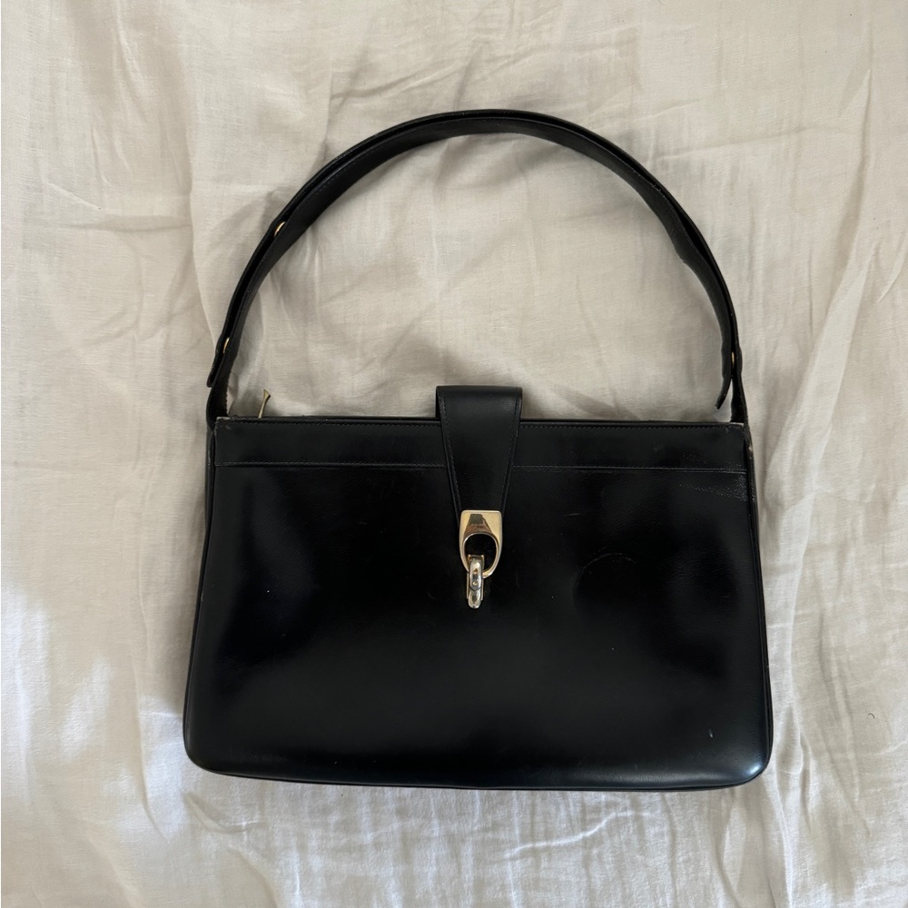 Elegant Black Leather Handbag
